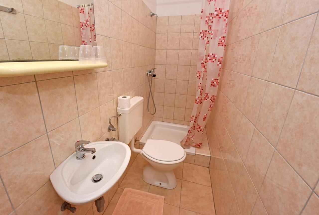 Apartments Denis بوريتش المظهر الخارجي الصورة