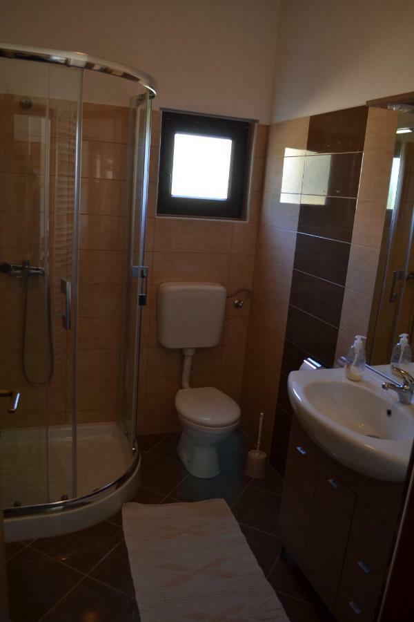 Apartments Denis بوريتش المظهر الخارجي الصورة